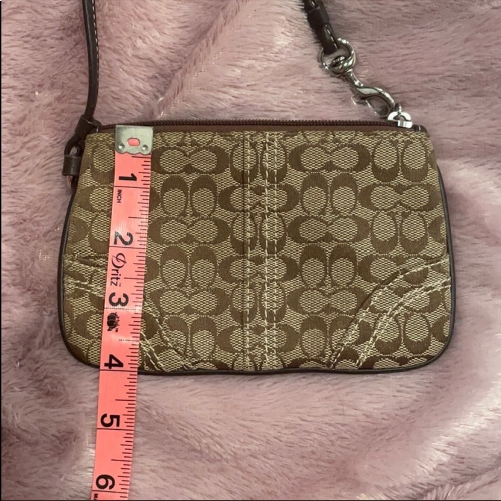 Authentic Brown Coach Letter Wristlet/coin purse - Picture 4 of 10